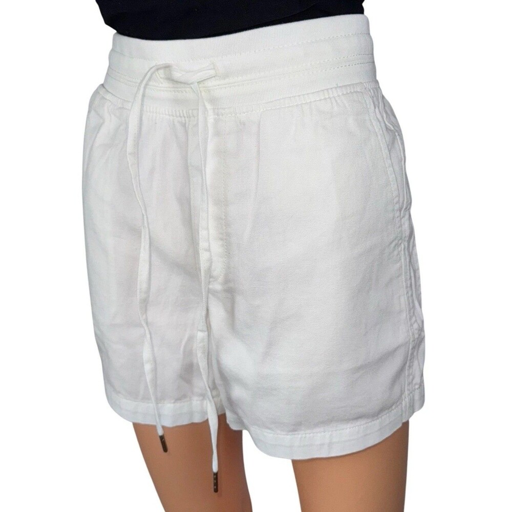 Orvis Womens Small White Shorts Casual Drawstring Pull On Summer Pants New